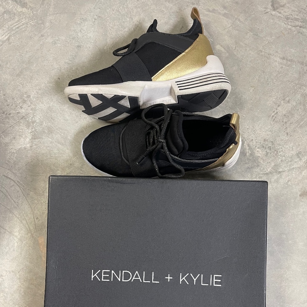 KENDALL & KYLIE SHOES